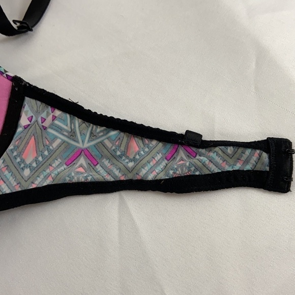 Victoria Secret Pink Classic or Crossback Wear Everywhere Colorful Push-up Bra - Picture 10 of 14